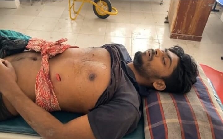 কলারোয়ায় সংঘর্ষে প্রাণ গেল যুবকের, হাসপাতালে ভাই; গ্রেফতার ৪